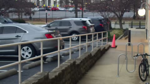 1669HQOB01SouthwestWalkway_2021-01-05_16h20min02s377ms.mp4