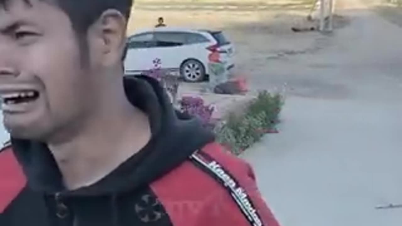Watch this on VERTICAL MODE for full viewing experience.