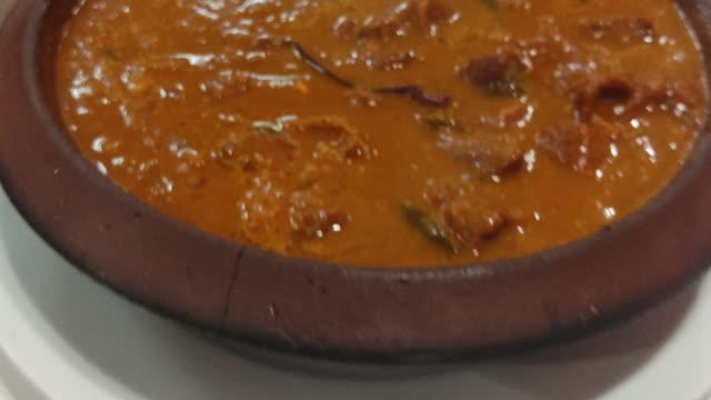 Food Vlog / Beef Chatti Curry / South Indian Traditional Chatti Curry