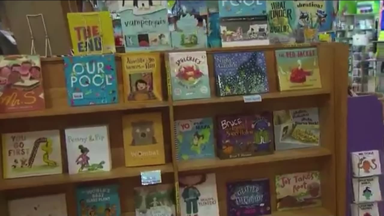 Texas - New Law BANS Books with References about Sex