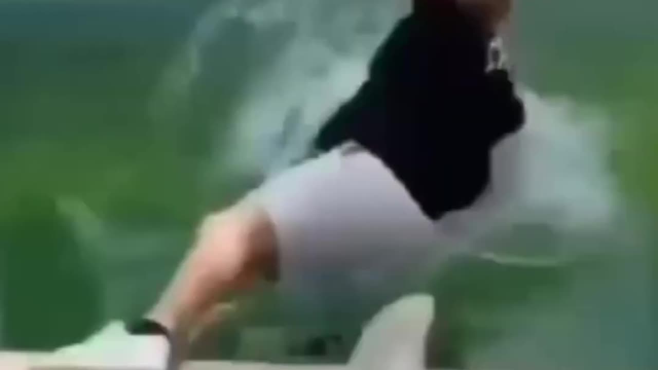 Best funny video 😜😜😜😜