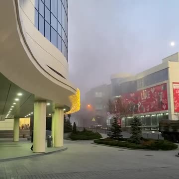 ⚡️📣#Breaking Ukraine just opened fire on Mall "Donetsk City