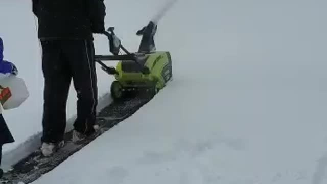 Ryobi snowblower!