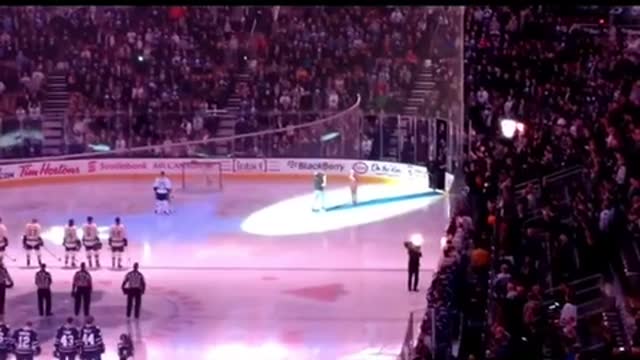 Canadians finish American national anthem