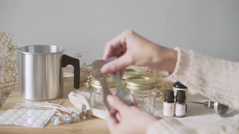 DIY Scented Candles | Perfect for gift or business