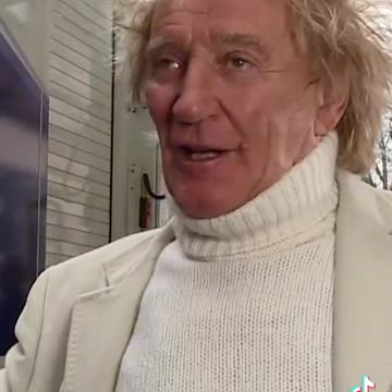Rod Stewart Weighs In On What Happens If Ukraine Loses - Don't Worry, He Wore A Blue & Yellow Suit