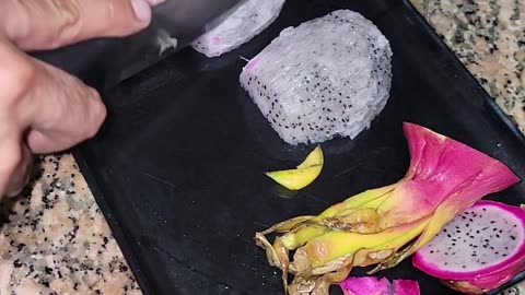 dragon fruit how to cut