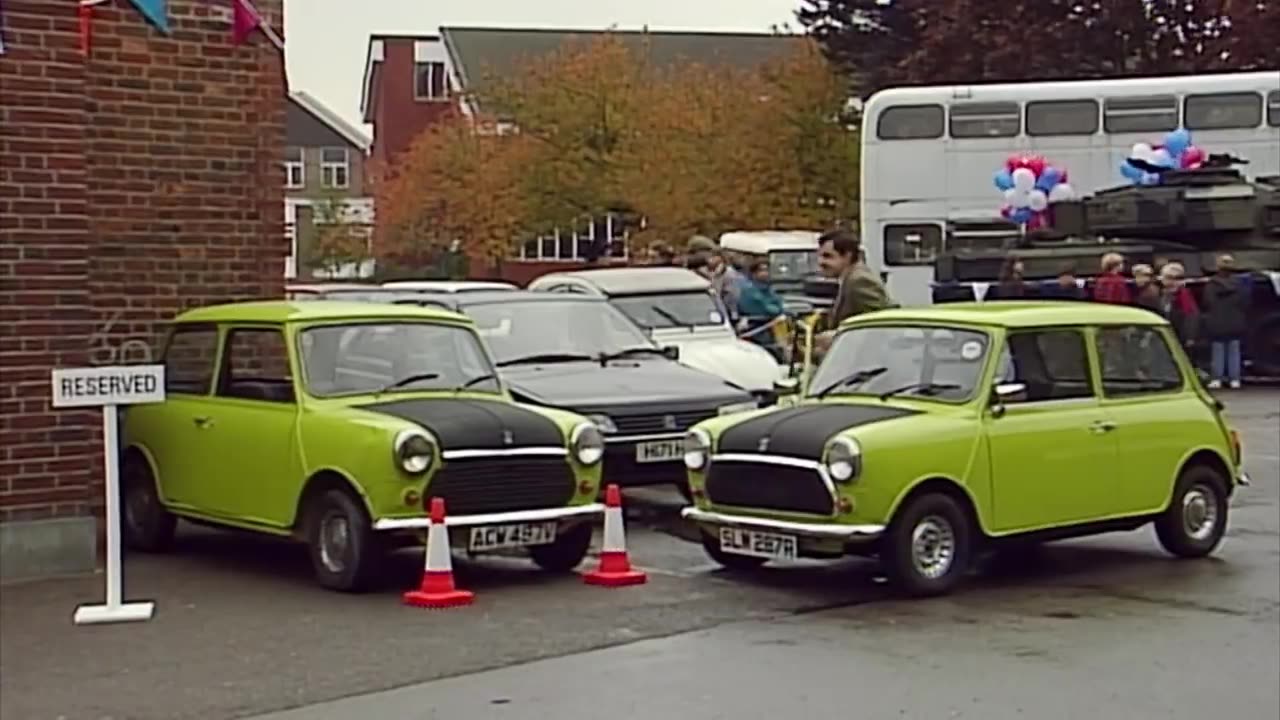 The Funniest Mr. Bean Clips That Will Brighten Your Day!