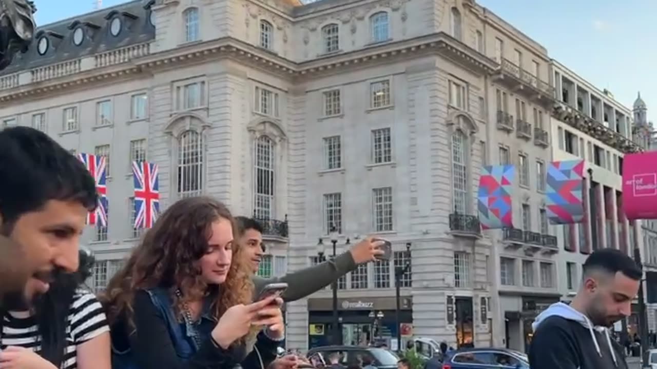 trafalgar square