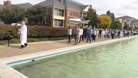 2020: 10/10—Eucharistic Procession at the Carmel Reflecting Pool