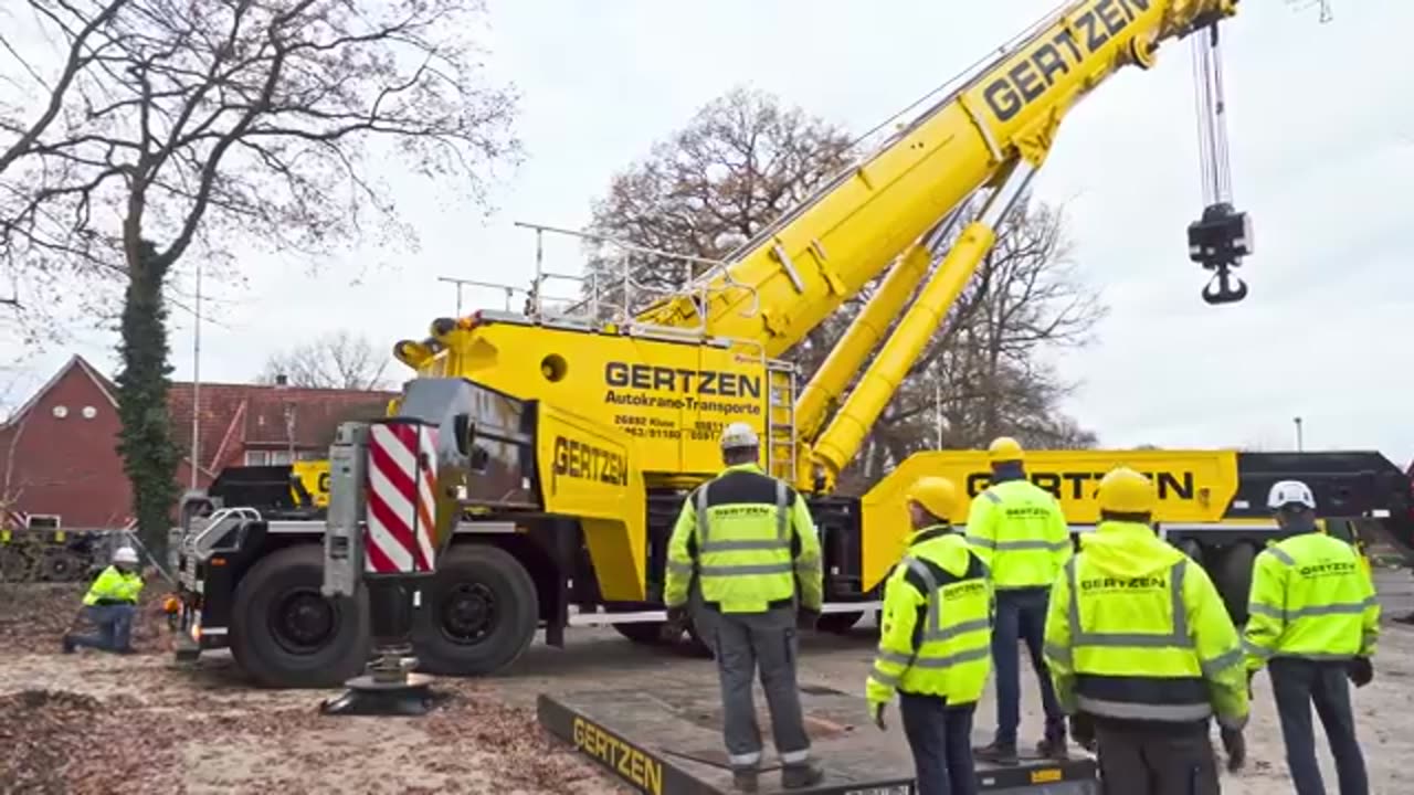 Salvage of a 102 tons Glacial Erratic Rock _ Heavy Haulage