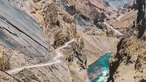 15 MOST EXTREME ROADS in the World