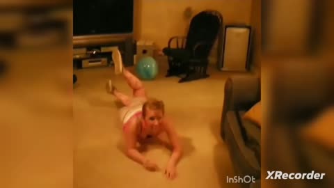 Funny girls having fun. #funnyvideos #funnygirls #funnygirl #funnyshit #funnyvideo