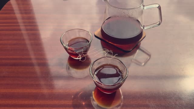 ASMR – Brewing Coffee - Pour And Twist