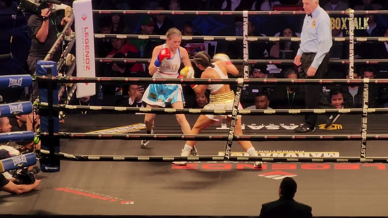 Yokasta Valle vs Evelin Nazarena Bermudez 11-26-2022