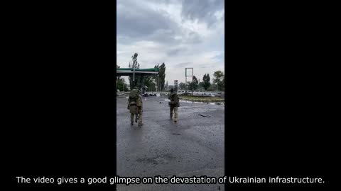 Ukrainian Soldiers Sweep Through The Devastated Streets Of Kupyansk