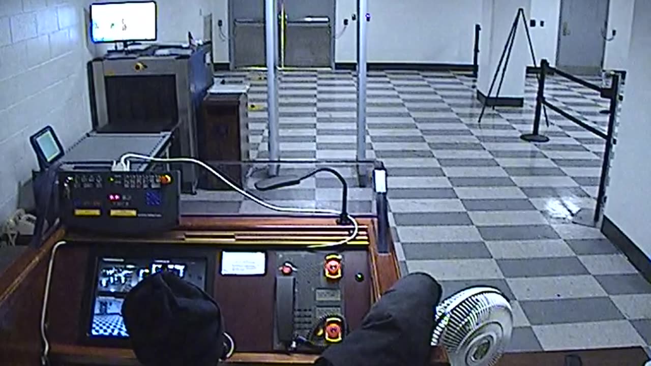6148RHOBG3G301AScreeningExit_2021-01-05_17h20min01s937ms.mp4