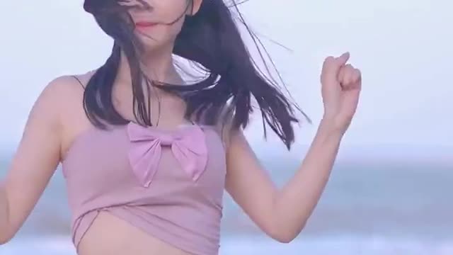 동양인 중국 미녀들과 춤추는 꼬마요정들....