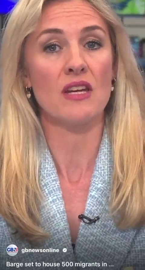 Real Truth Sniper⭐⭐⭐They’re putting migrants on barges now?