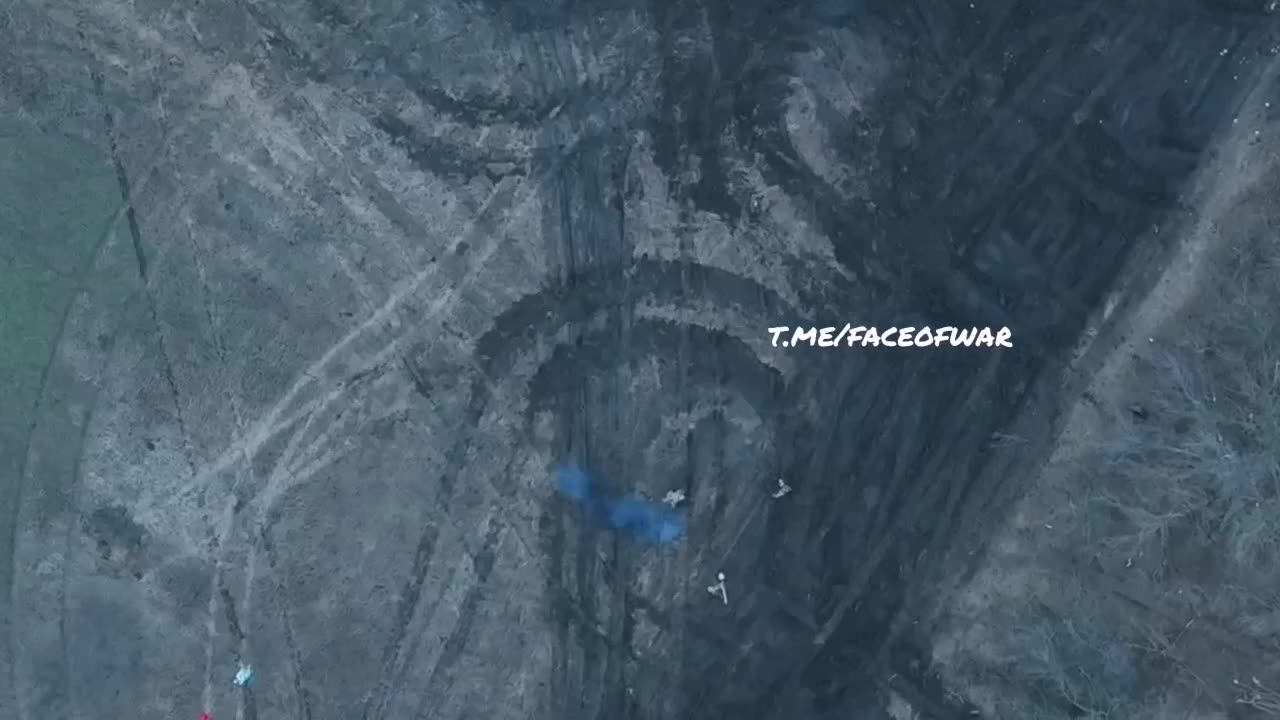 Russian quadcopter strikes Ukrainian soldier