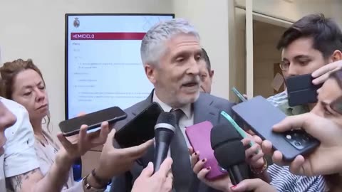 Periodistas corruptos protegen a Marlaska de las preguntas de Vito Quiles