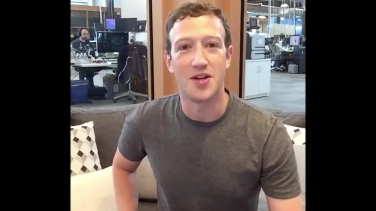 Mark Zuckerberg Says He Is Not a Lizard Person