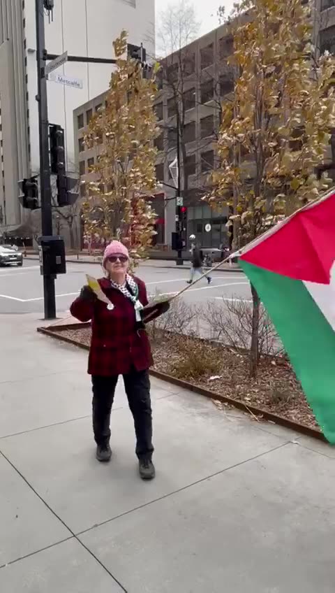 Idiot Protester Says Palestine Will Be Free 'From The Mountains To The Sea'