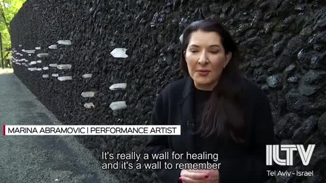Marina Abramovic the Spirit Cooker ( here IT is cooking