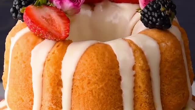 You will bundt want to miss out on this cake centerpiece