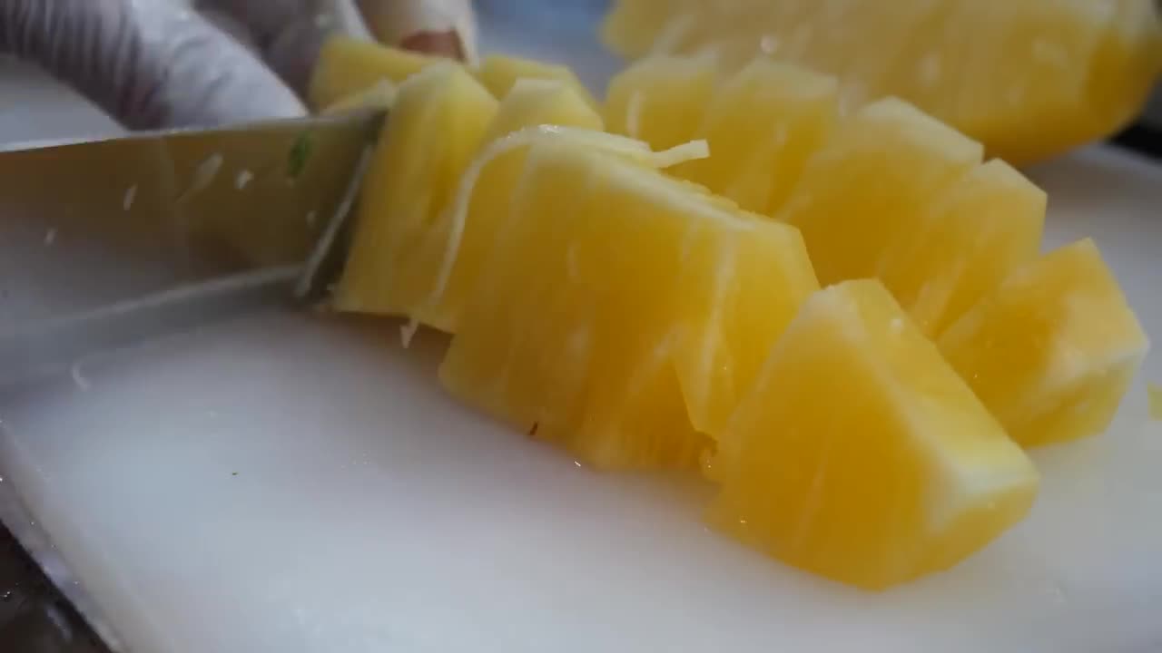 Amazing fruit cutting skill