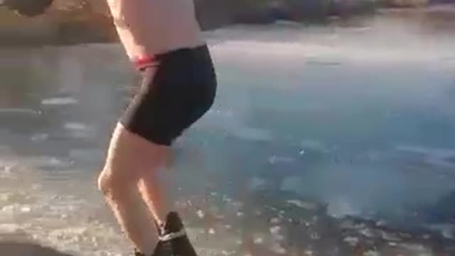 Хоккей в воде