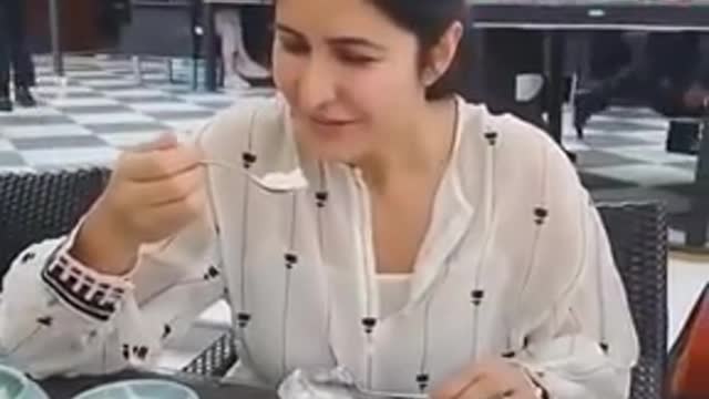 Katrina Kaif dinner to desert