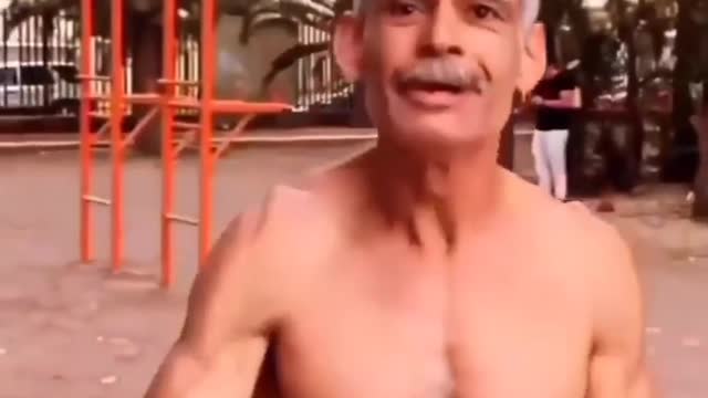 Gym | Old Man Bodybuilder