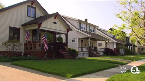 Lakewood spruces neighborhoods with paint grants