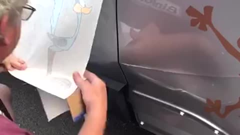 The best way to cover damage to you car | LADbible