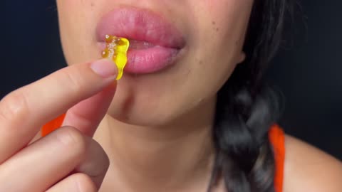 ASMR EATING GUMMY BEARS