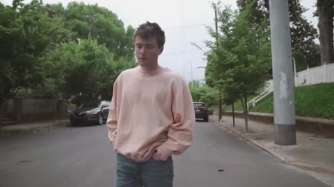 Alec Benjamin - Let Me Down Slowly [ Official Music Video]