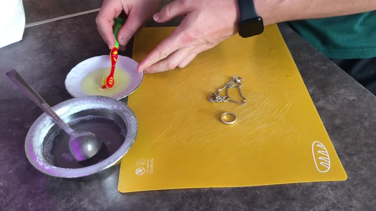 How To CLEAN Gold/Silver Jewelry - AT HOME