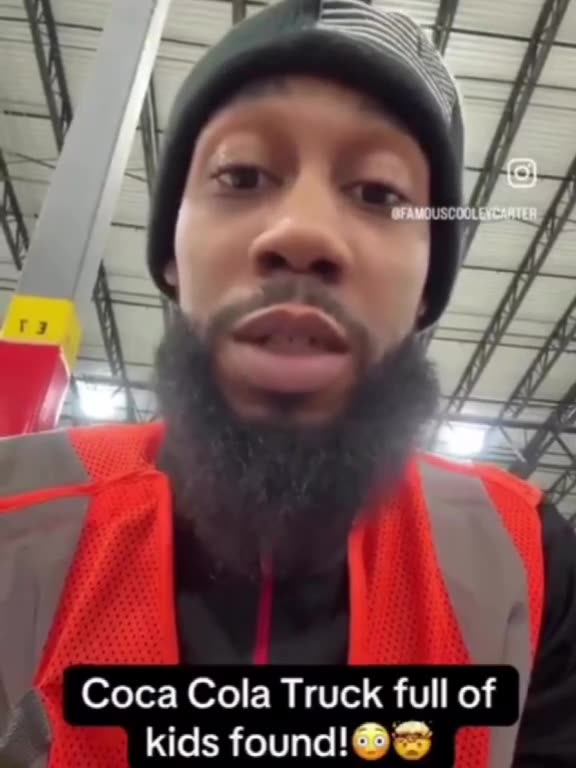 COCA COLA TRUCK FILLED WITH KIDS