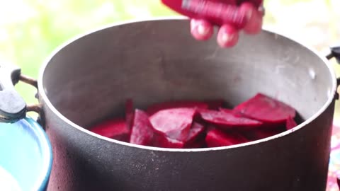 Cooking fried salmon with cocoa in the beautiful autumn nature of the village!