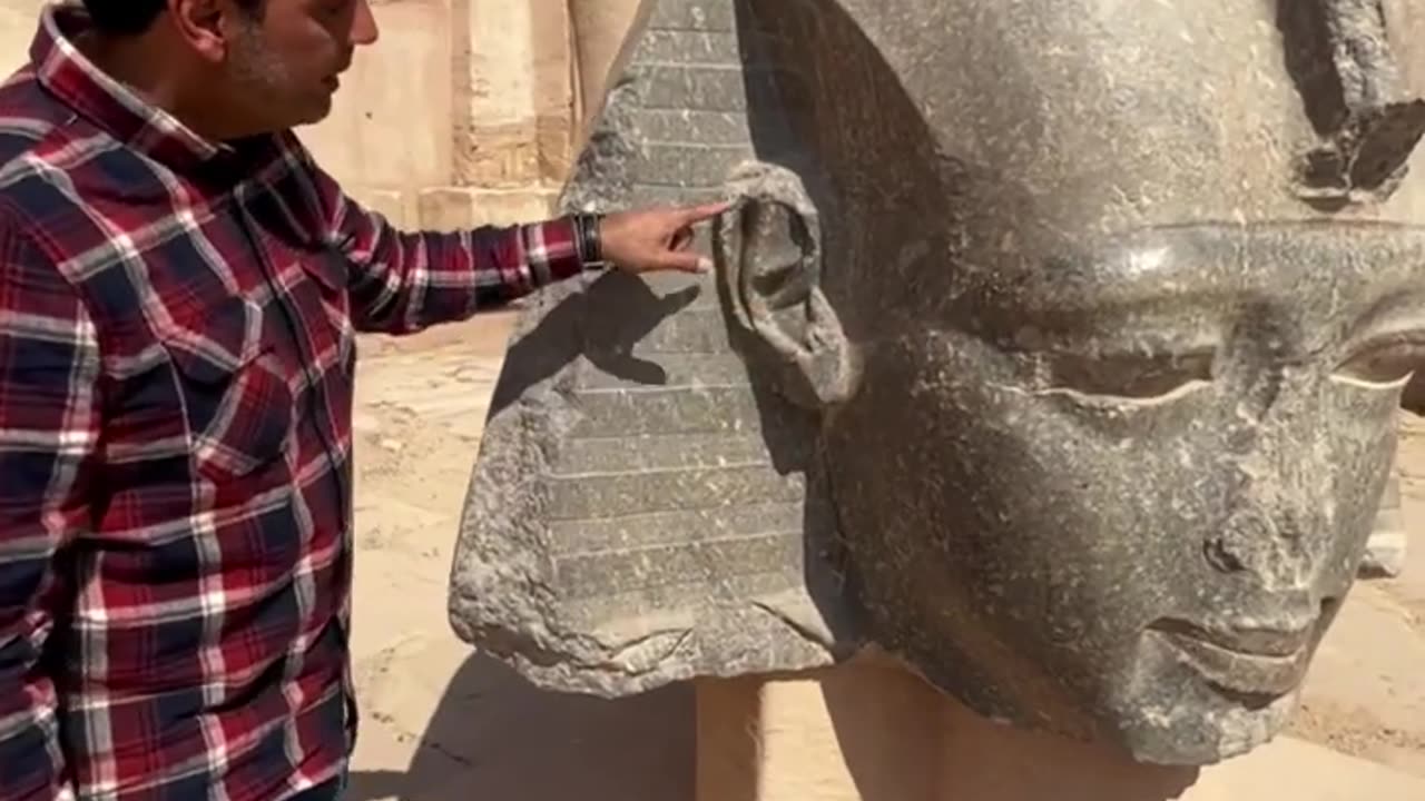 Do you think this granodiorite statue seen at the "Ramesseum" archaeological site was crafted by using basic tools?