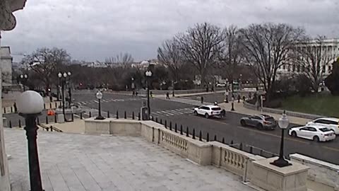 5144CHOB02RotundaExitExterior_2021-01-06_11h20min00s697ms.mp4