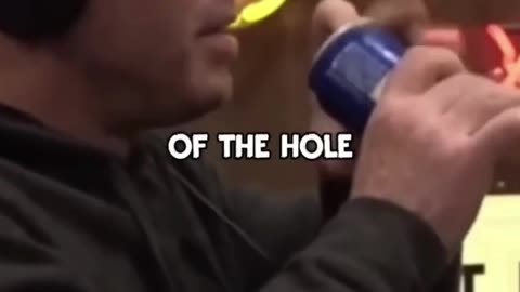 Joe Rogan Tried To Shotgun A Beer 😂