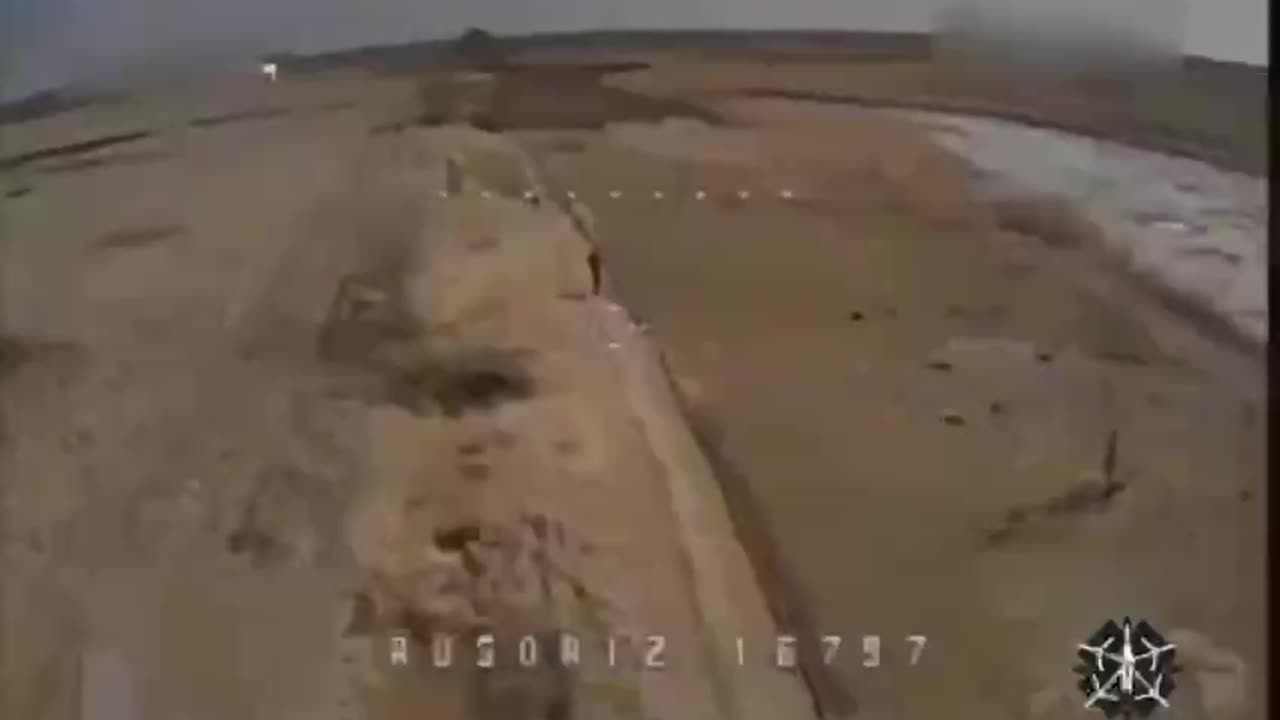 Ukrainian Drones Chasing Around Russian Infantry