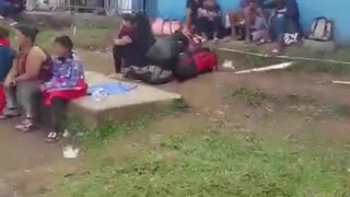 FRONTEIRA BRASIL X VENEZUELA - FILAS DE REFUGIADOS CHEGANDO TODOS OS DIAS