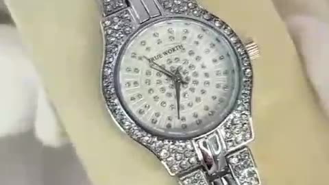TRUE WORTH WATCH