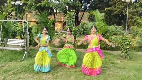 Vishnusahasra naama sthothram dance by gurukrupa kalashetram student's 😍