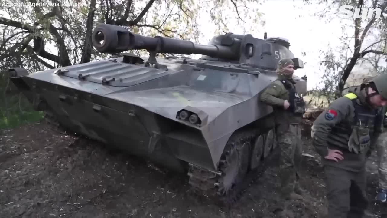 Ukrainian artillery units in Kherson support army on the frontline