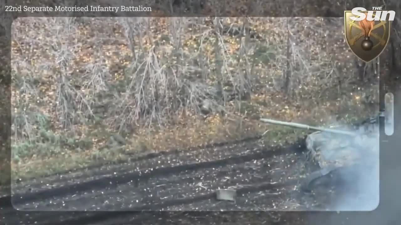 Russian T-72 tank blown up by Ukrainian anti-tank mine