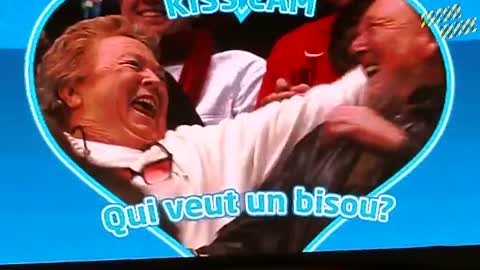 20 FUNNIEST KISS CAM MOMENTS